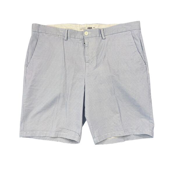 Old Navy Men's Mini Blue Stripe Ultimate Slim Shorts - SIZE 40 - Picture 1 of 9